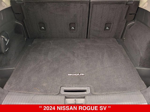 Certified 2024 Nissan Rogue SV w/ SV Premium Package AWD/4WD image 35