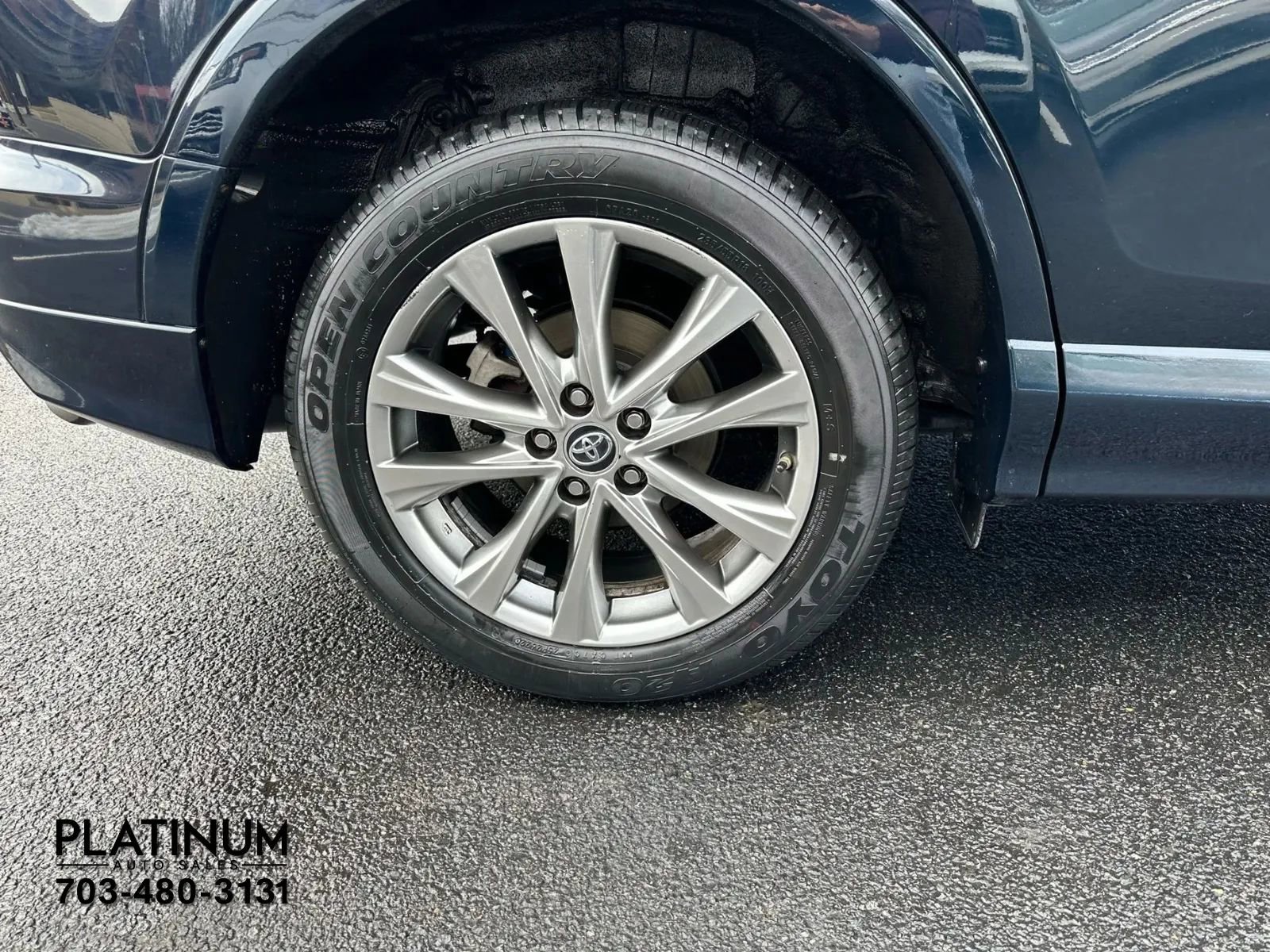 Used 2017 Toyota RAV4 Platinum w/ All Weather Liner Package image 23