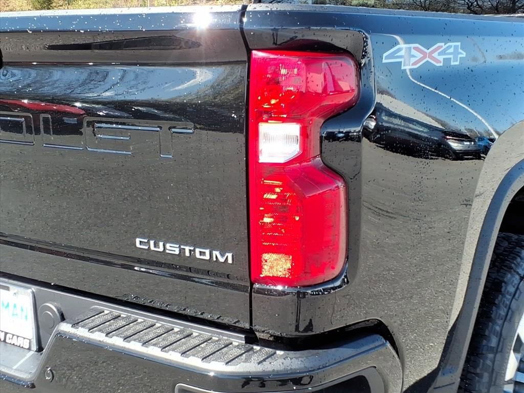 New 2026 Chevrolet Silverado 2500 Custom w/ Custom Value Package AWD/4WD image 8