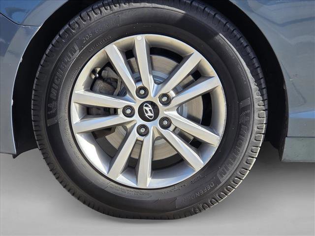 Used 2016 Hyundai Sonata SE image 9