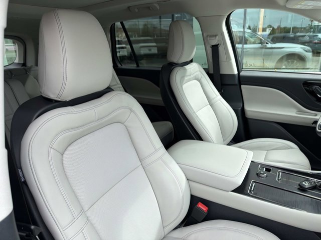 New 2026 Lincoln Aviator Reserve image 19
