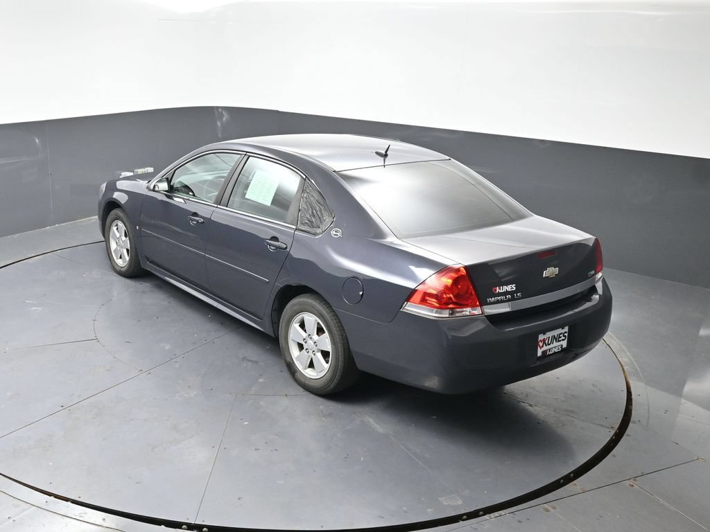 Used 2009 Chevrolet Impala LS FWD image 40
