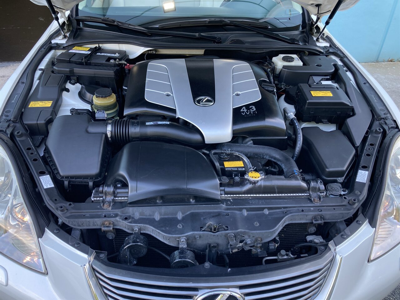 Used 2007 Lexus SC 430 Convertible RWD image 37