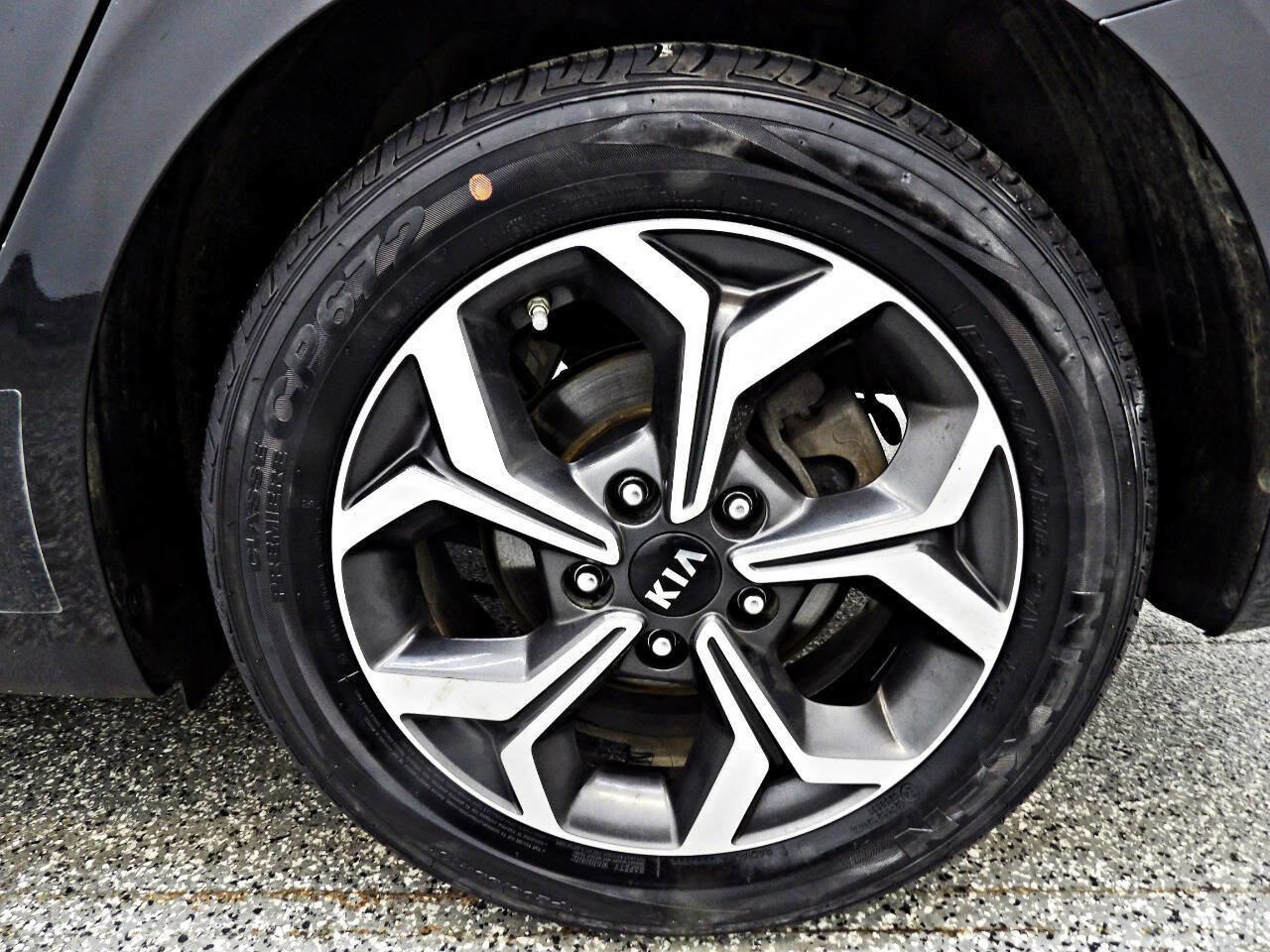 Used 2021 Kia Forte LXS image 19