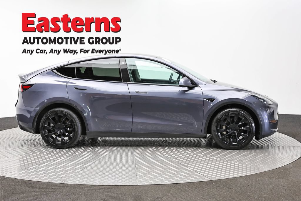 Used 2021 Tesla Model Y Long Range AWD/4WD image 4