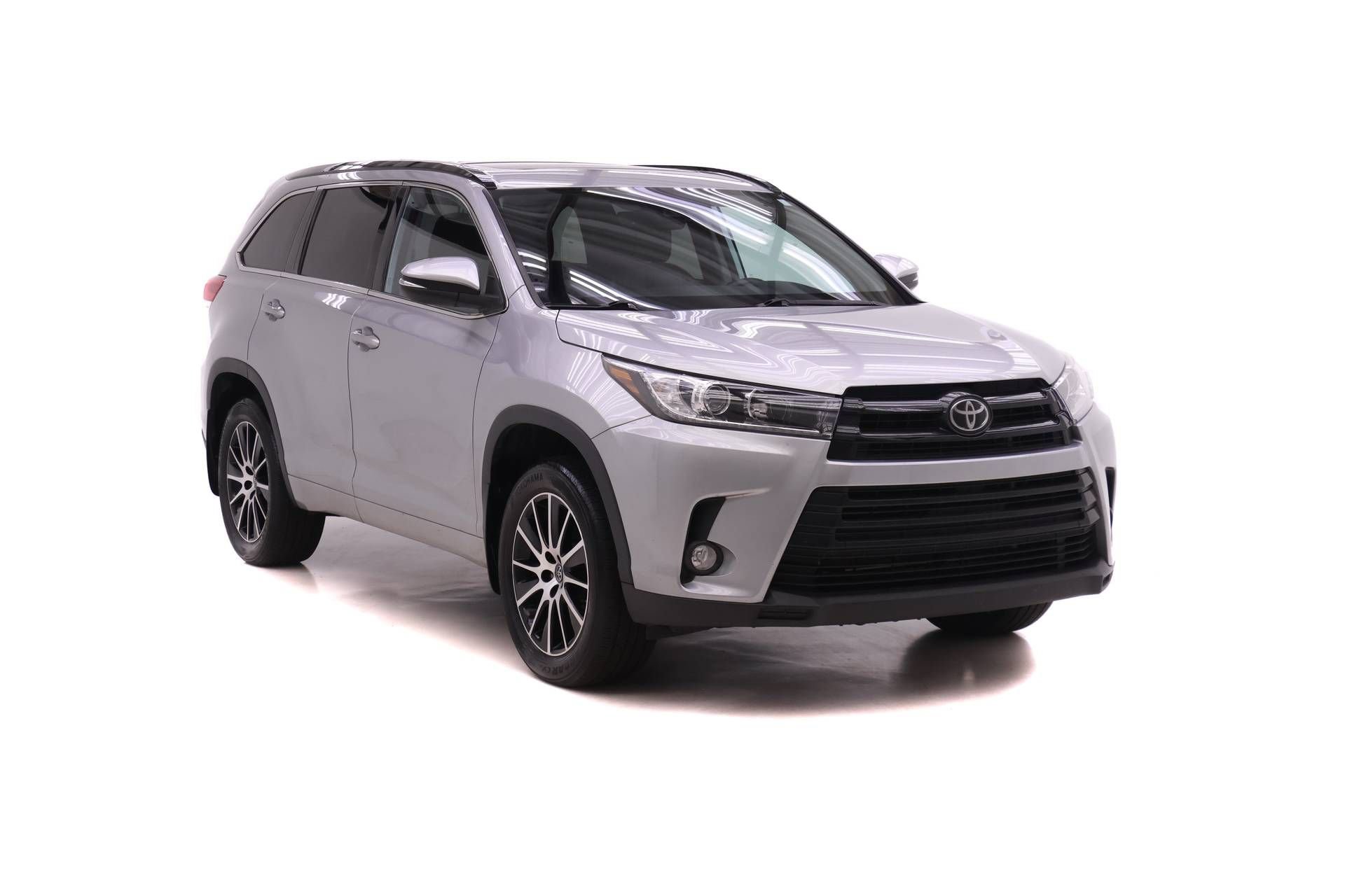 Used 2018 Toyota Highlander SE AWD/4WD image 2