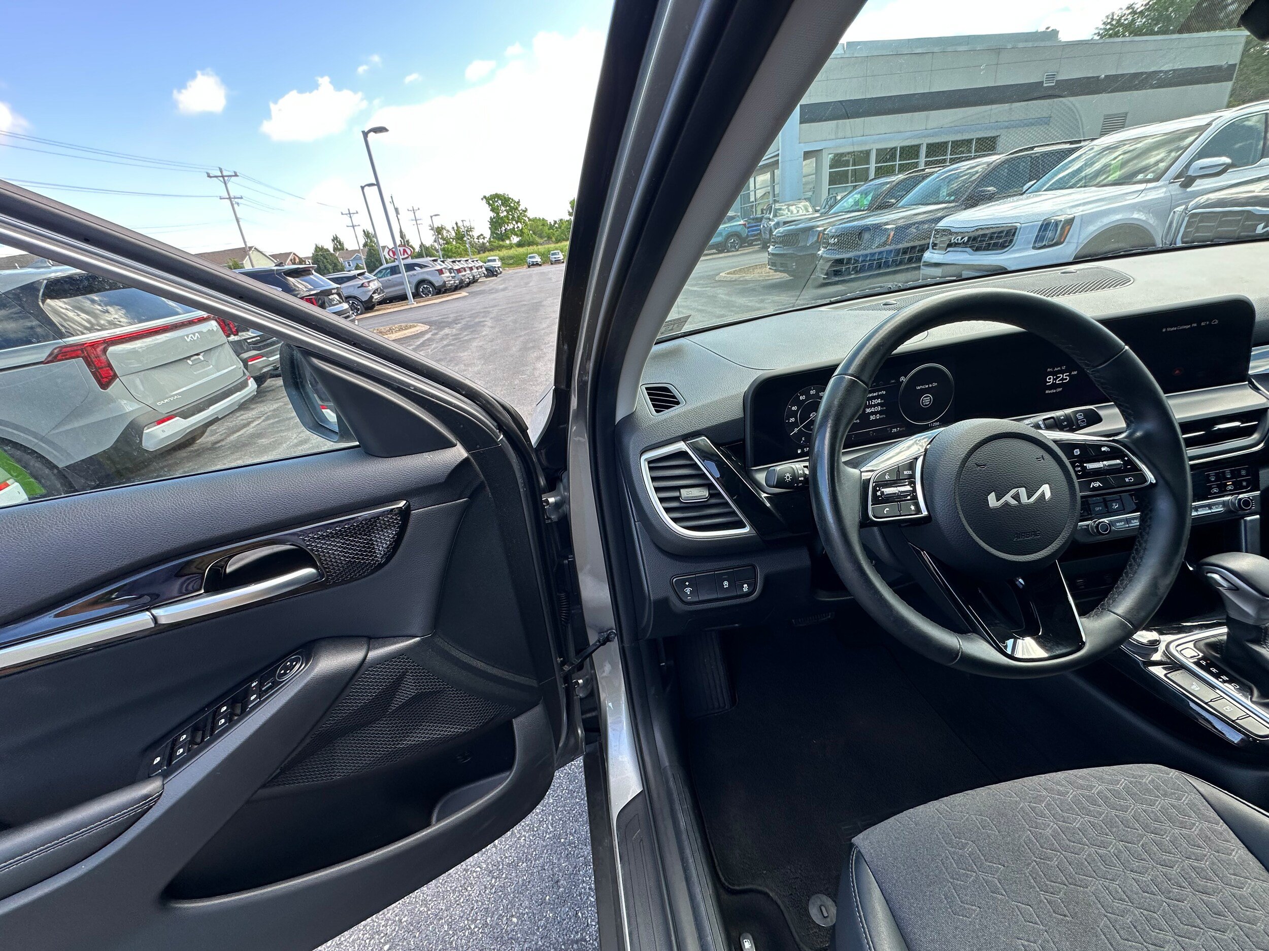 Used 2024 Kia Seltos S AWD/4WD image 22