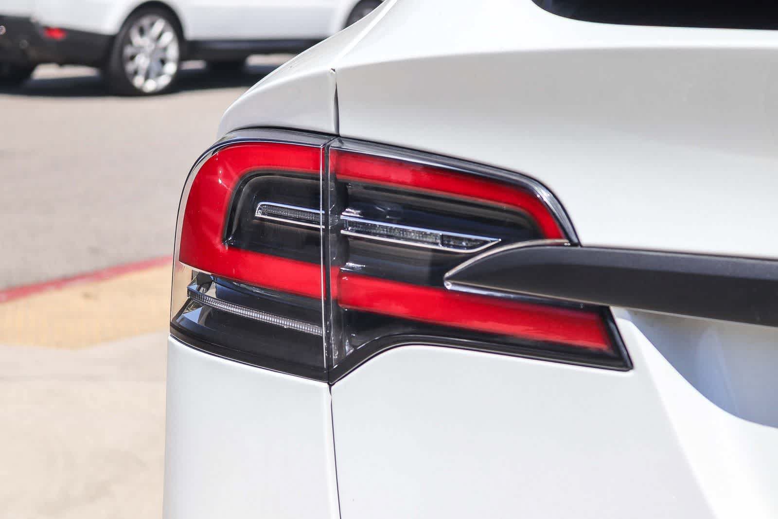 Used 2019 Tesla Model X Long Range AWD/4WD image 7