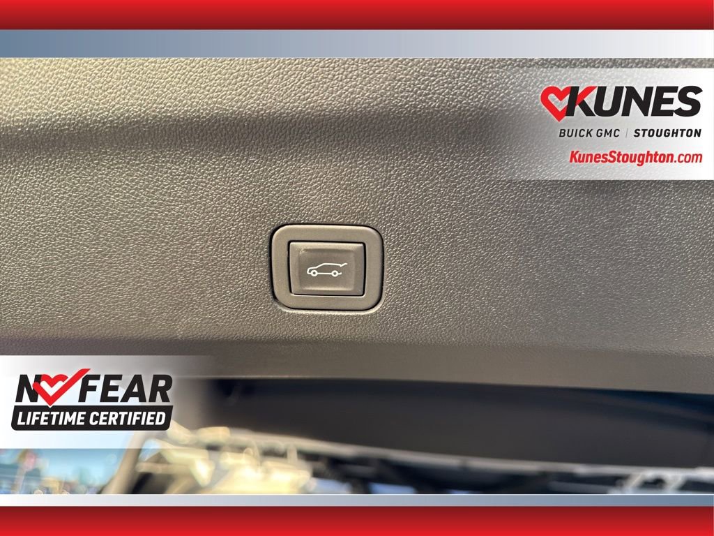 Used 2025 GMC Yukon Denali image 46