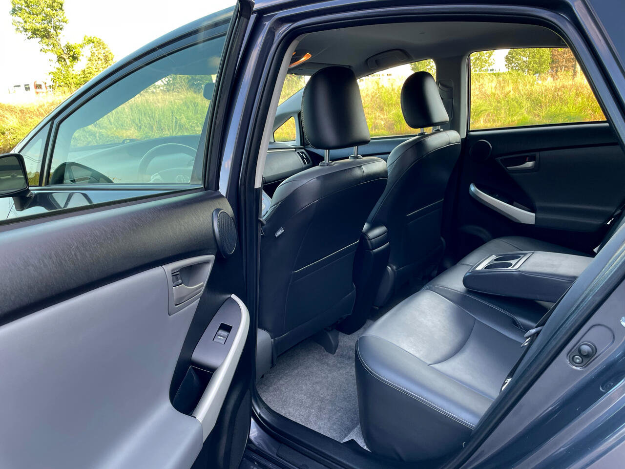 Used 2014 Toyota Prius Three image 13