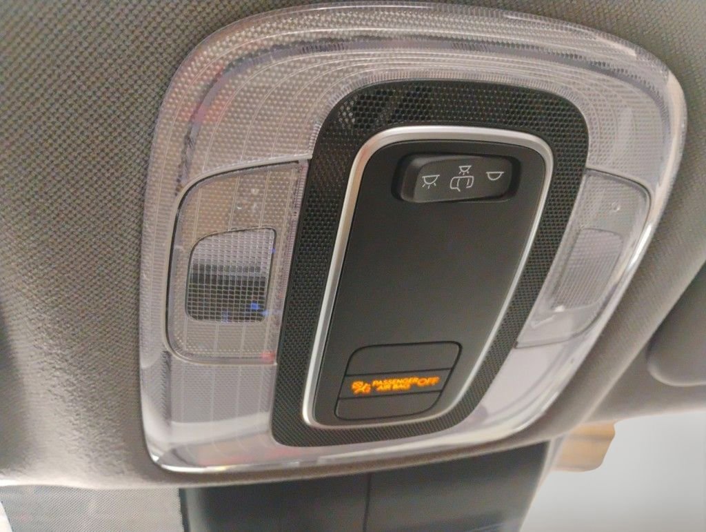 Used 2025 Hyundai Elantra Sport image 35