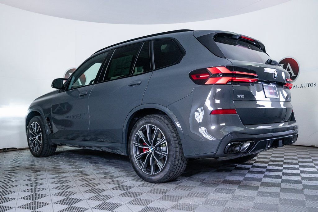 New 2026 BMW X5 M60i image 4