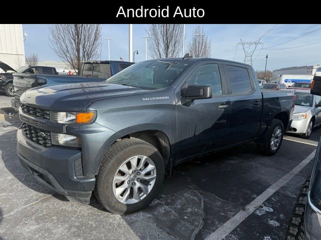 Used 2020 Chevrolet Silverado 1500 Custom w/ Custom Value Package image 2
