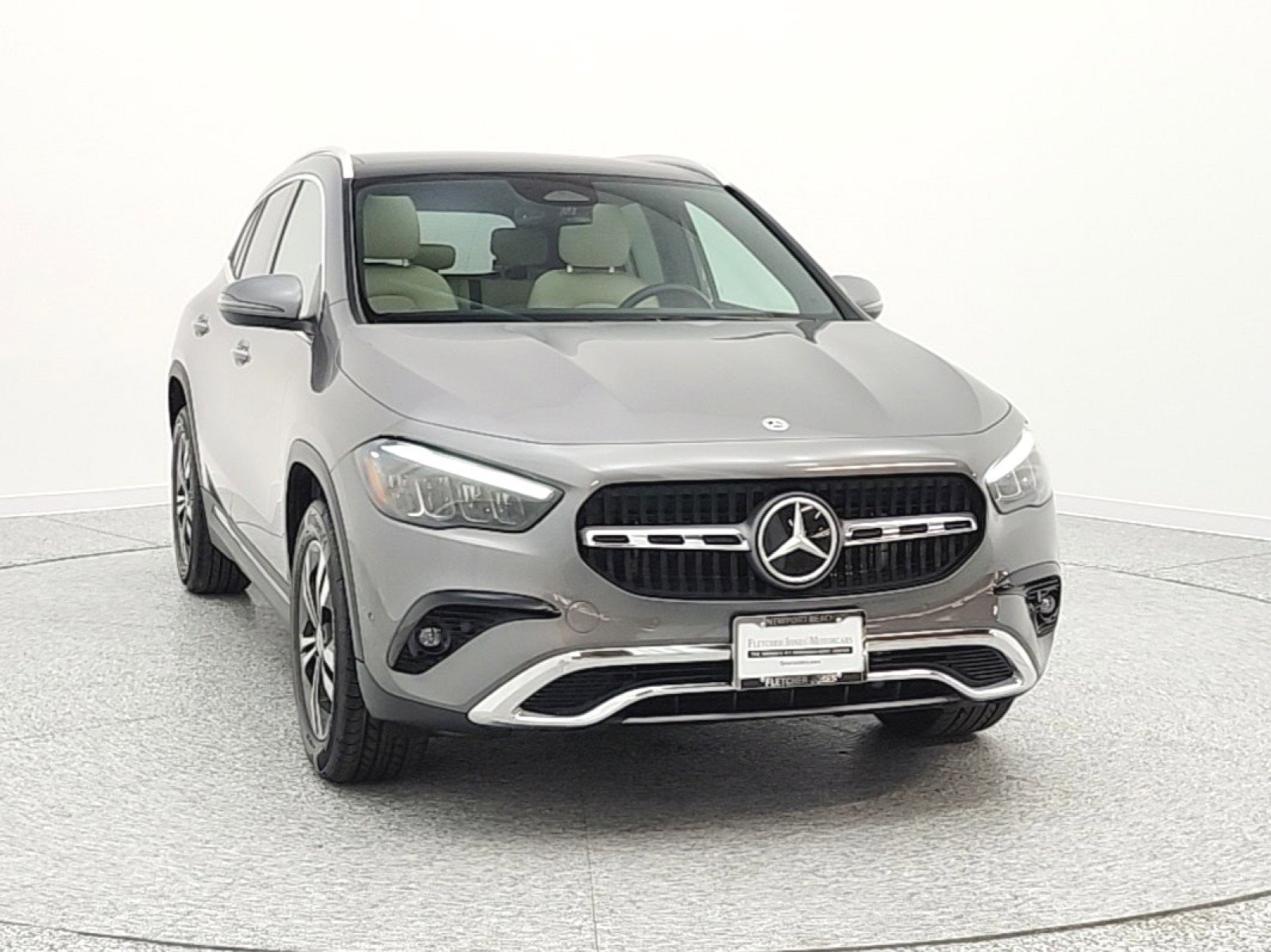 Used 2025 Mercedes-Benz GLA 250 image 2