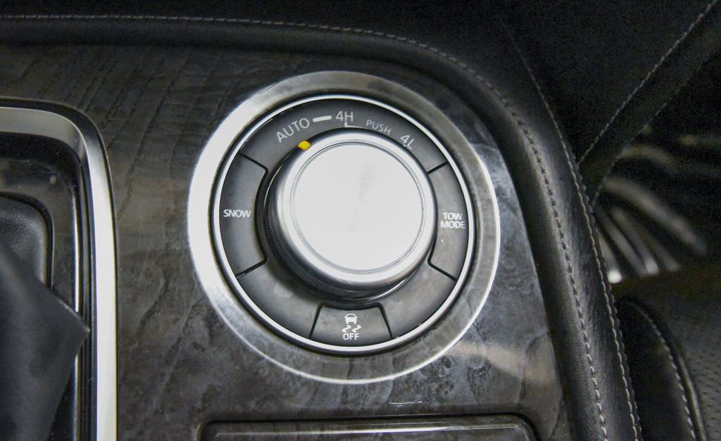 Used 2024 INFINITI QX80 Luxe image 30