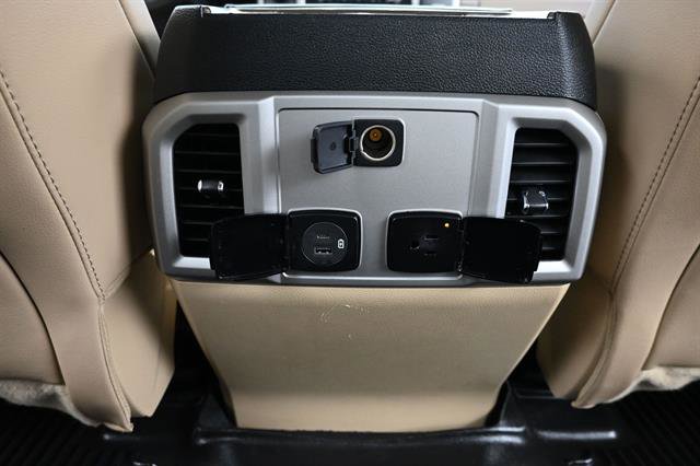 Used 2020 Ford F350 Lariat w/ Lariat Ultimate Package AWD/4WD image 14