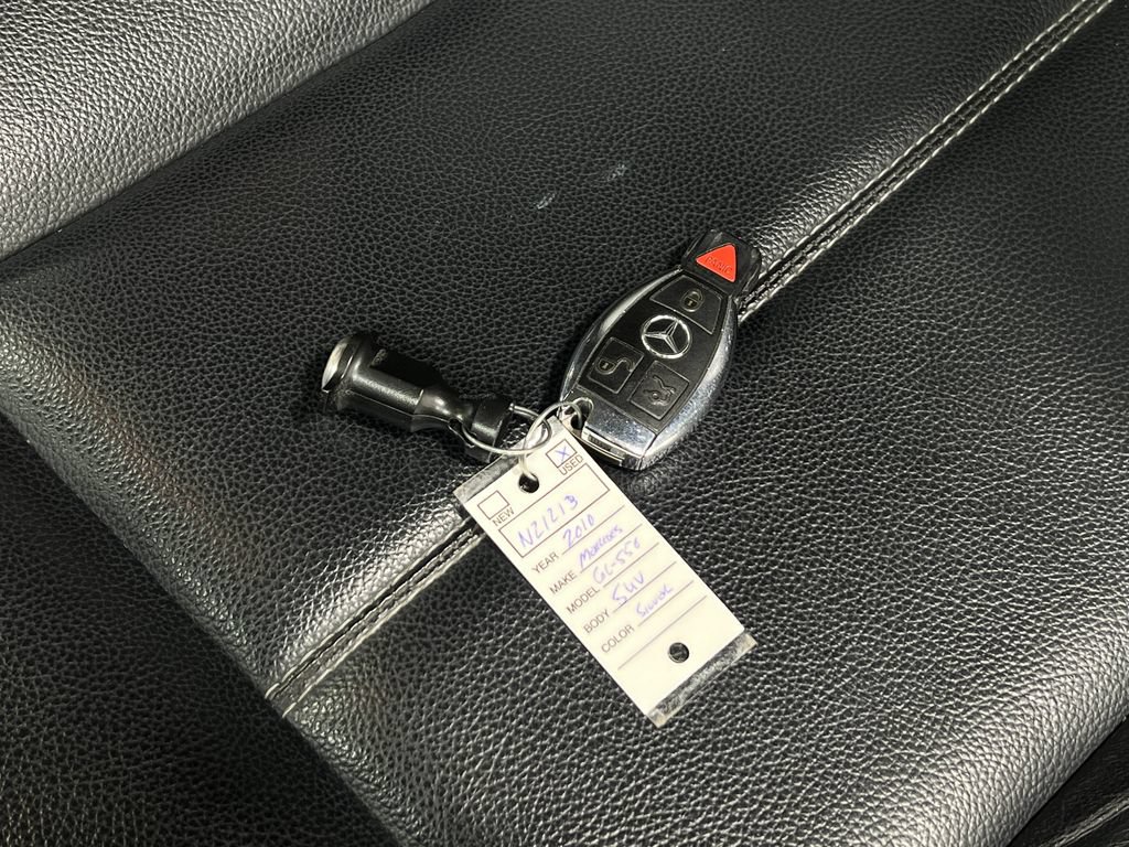 Used 2010 Mercedes-Benz GL 450 4MATIC image 38