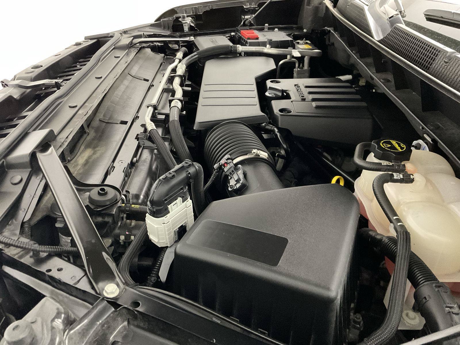Certified 2024 Chevrolet Silverado 1500 LT AWD/4WD image 19