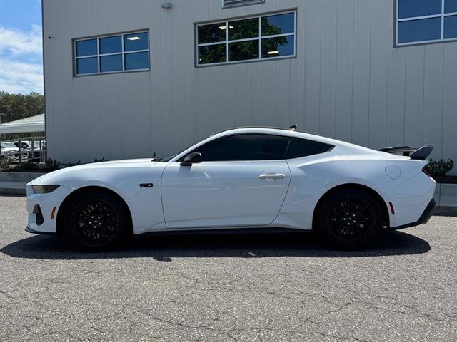 Used 2025 Ford Mustang GT w/ GT Performance Package RWD image 6