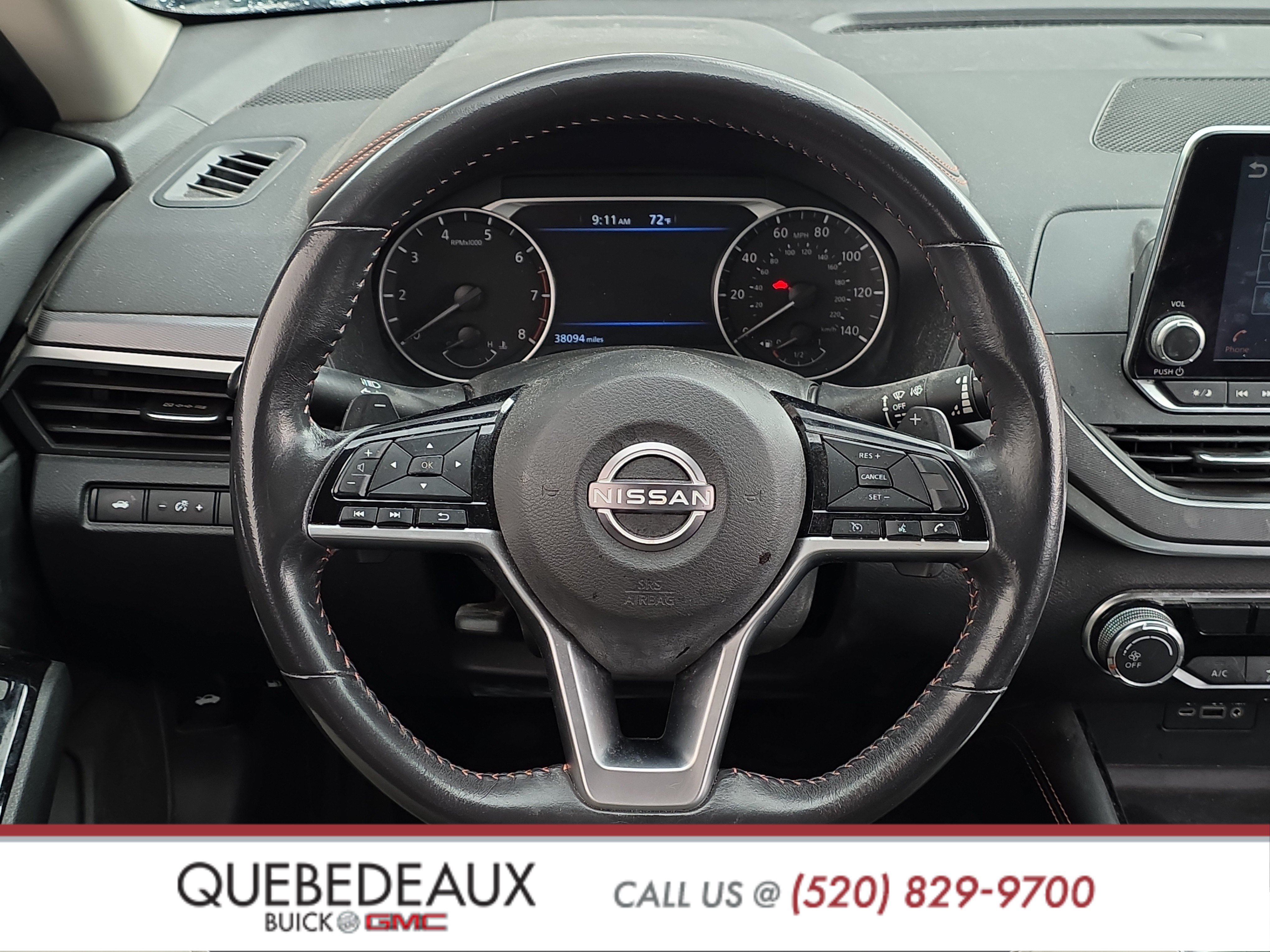 Used 2023 Nissan Altima 2.5 SR FWD image 11