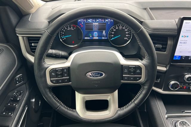 Used 2022 Ford Expedition XLT w/ Equipment Group 202A image 16