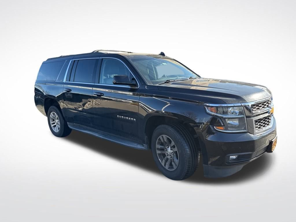 Used 2015 Chevrolet Suburban LT image 2
