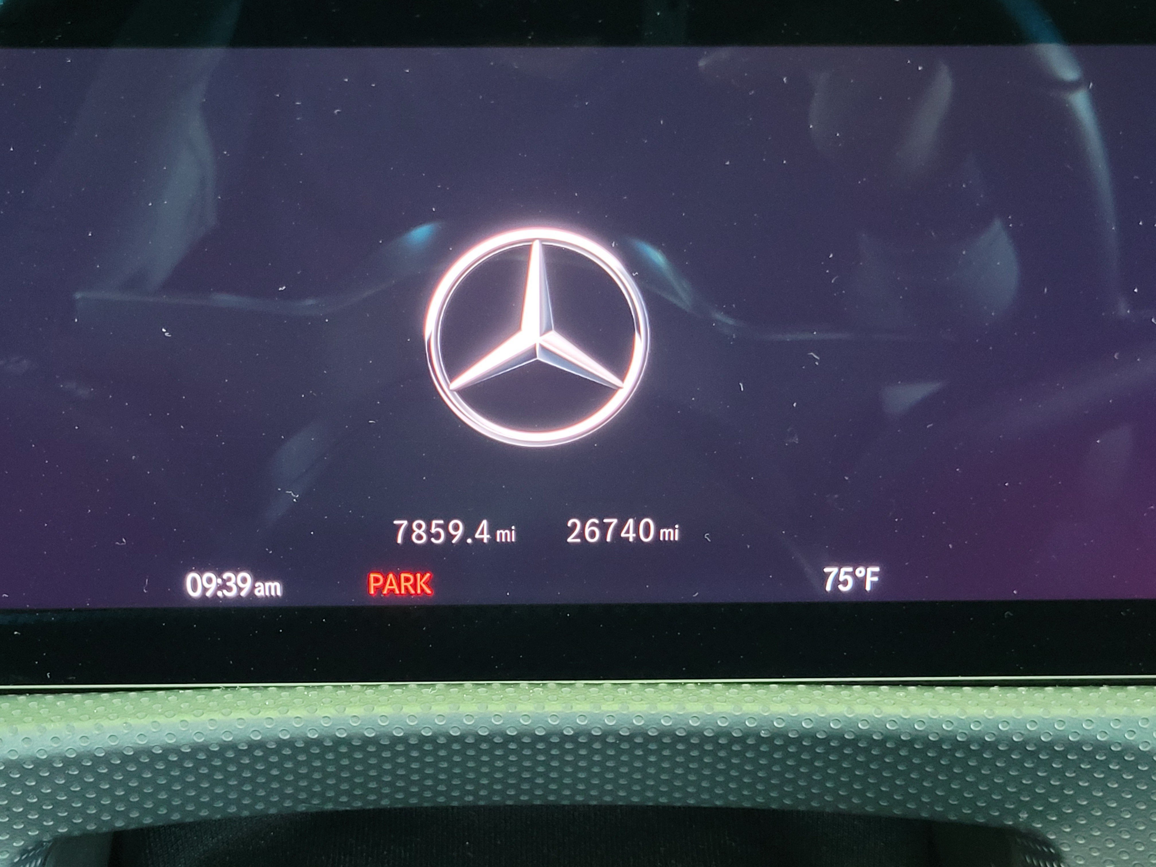 Used 2025 Mercedes-Benz CLA 250 4MATIC w/ Driver Assistance Package image 21