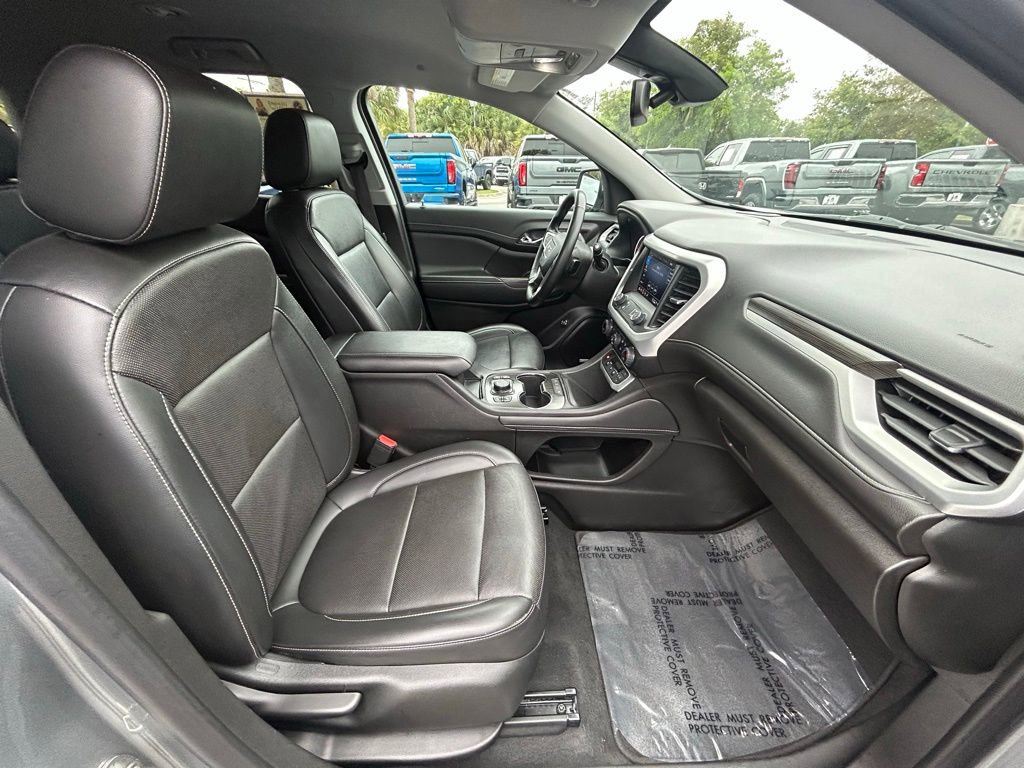 Used 2023 GMC Acadia SLT image 23