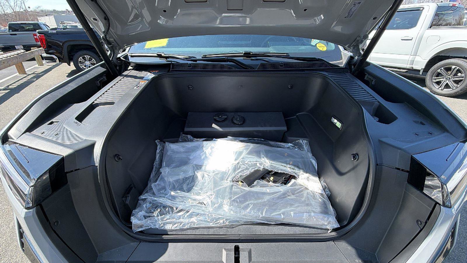 New 2026 GMC Sierra EV Elevation image 13