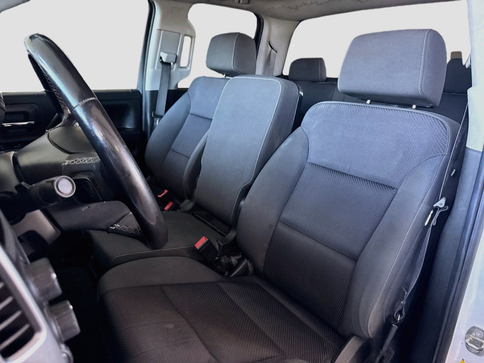 Used 2018 Chevrolet Silverado 1500 LT w/ Trailering Package AWD/4WD image 12