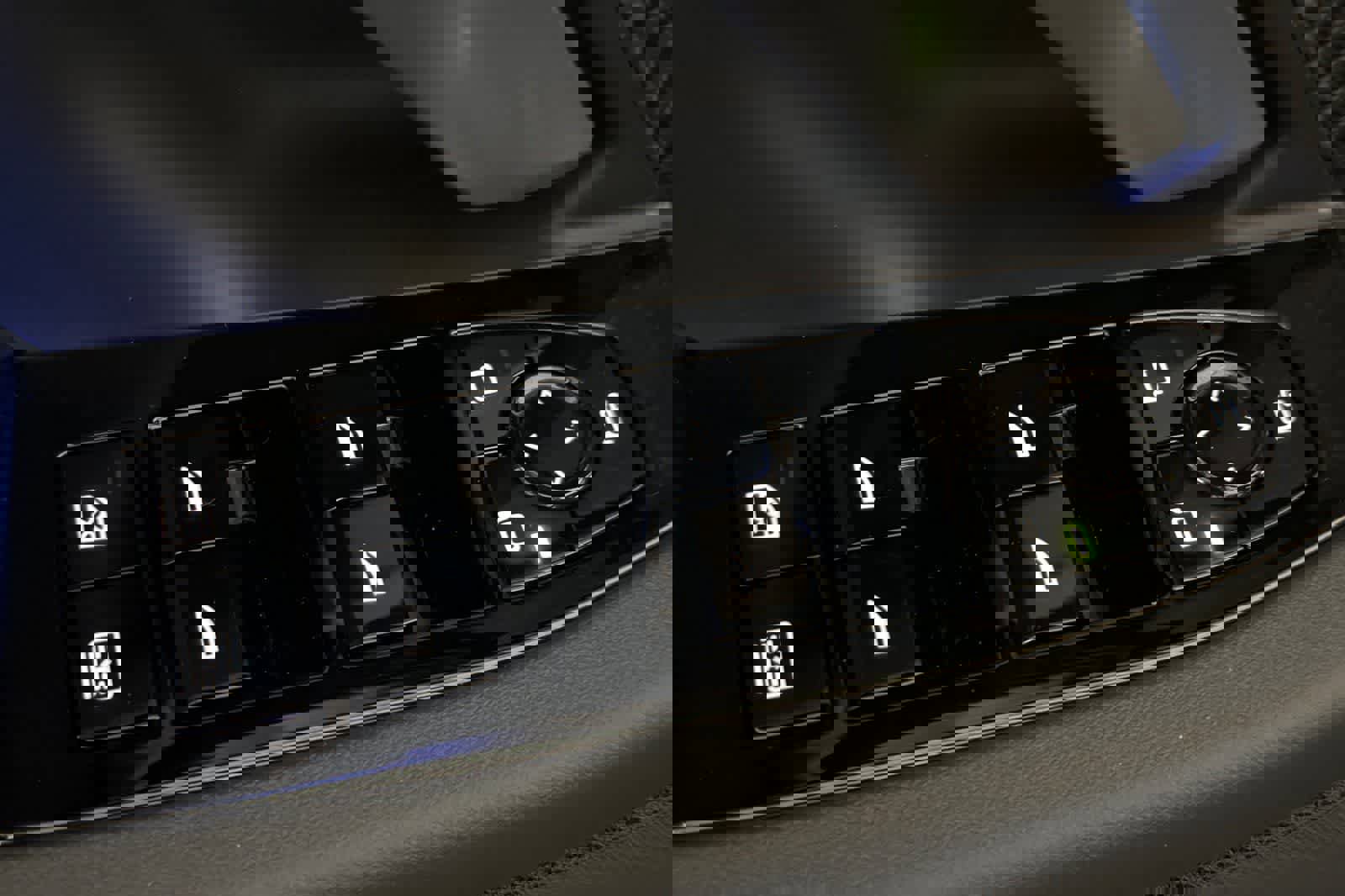 New 2026 BMW M5 w/ Executive Package image 13