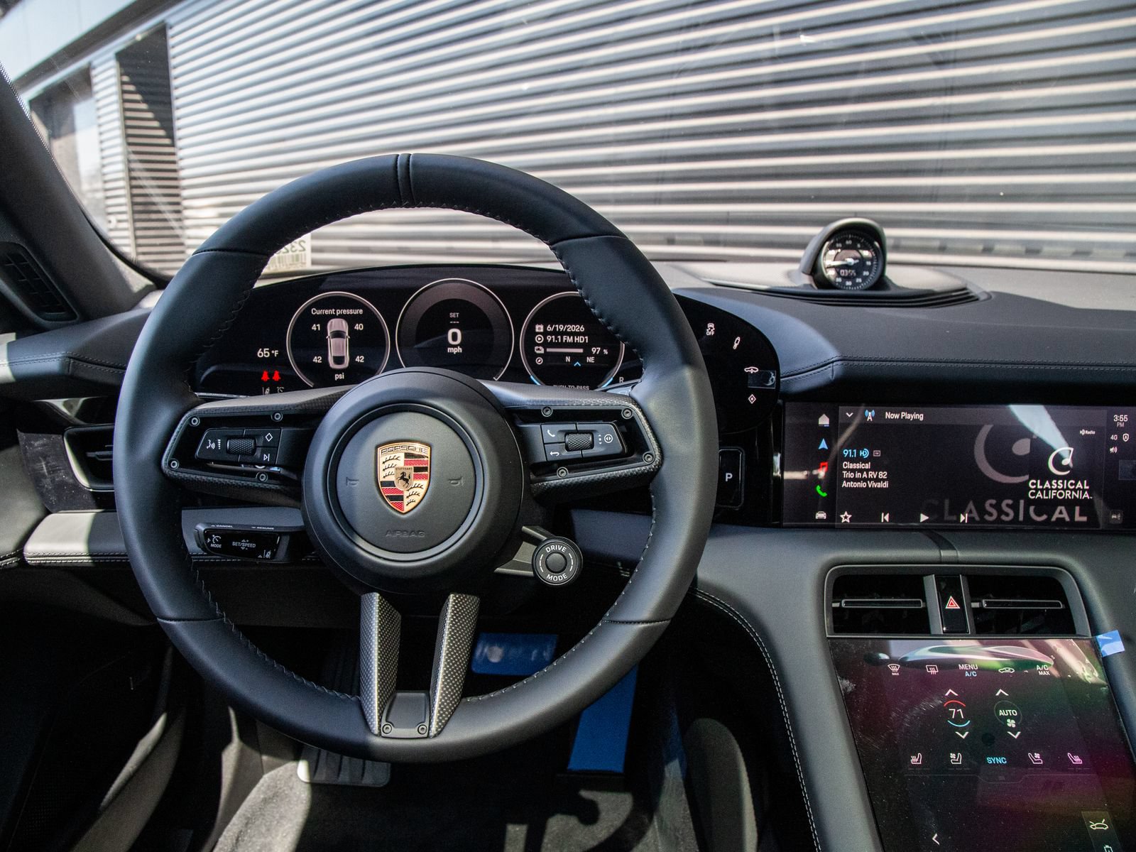 New 2026 Porsche Taycan 4S AWD/4WD image 17