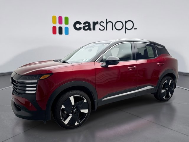 Used 2025 Nissan Kicks SR AWD/4WD image 1