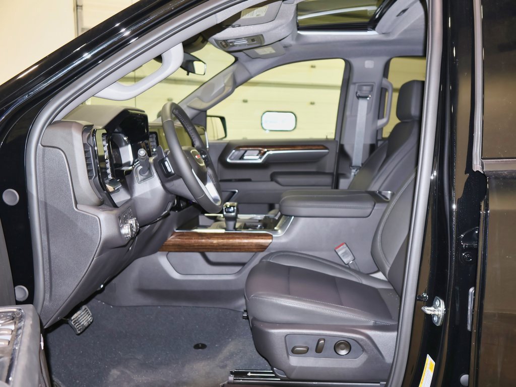 New 2026 GMC Sierra 1500 Elevation w/ Elevation Premium Package image 6