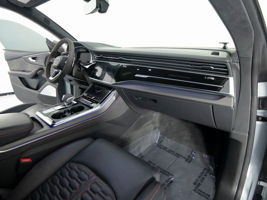 Used 2024 Audi RS Q8 image 28