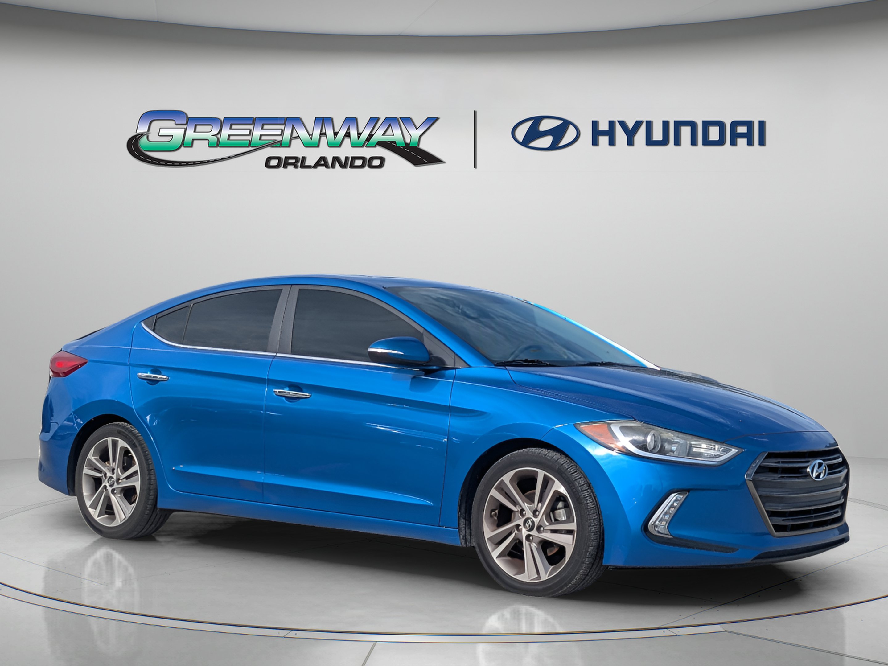 Used 2017 Hyundai Elantra Limited w/ Limited Tech Package 04 FWD image 2