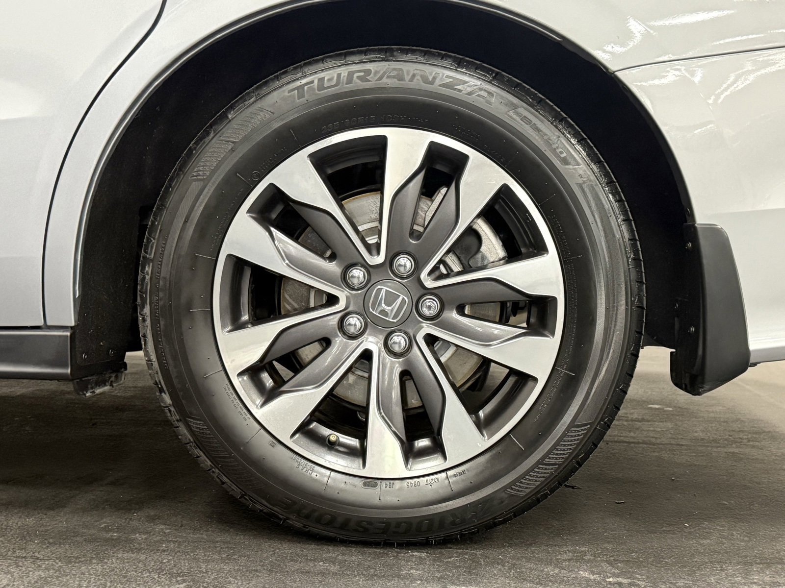 Used 2024 Honda Odyssey EX-L image 16