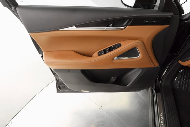 Used 2023 INFINITI QX60 Sensory image 11