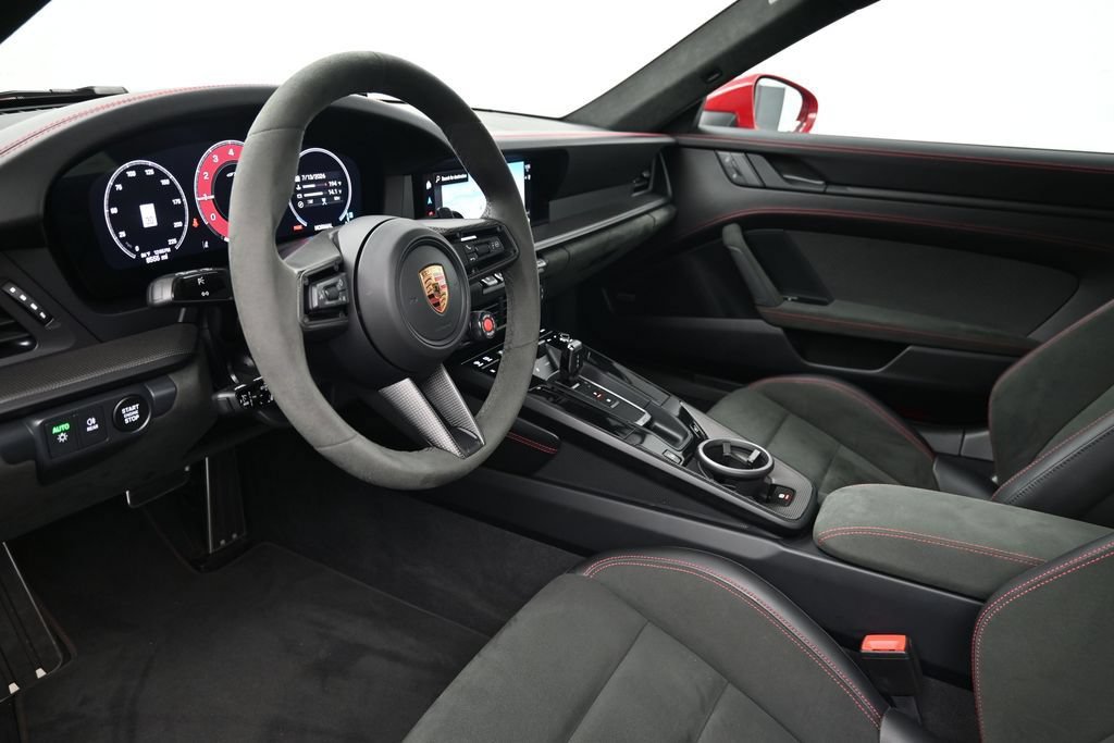 Certified 2025 Porsche 911 Carrera 4 GTS AWD/4WD image 4
