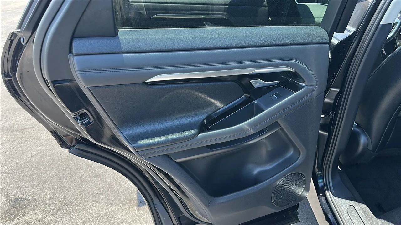 Used 2020 Land Rover Range Rover Evoque S AWD/4WD image 22