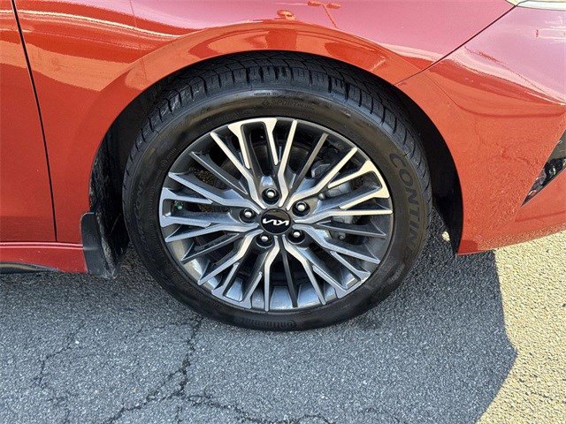 Used 2023 Kia Forte GT-Line w/ GT-Line Technology Package image 7