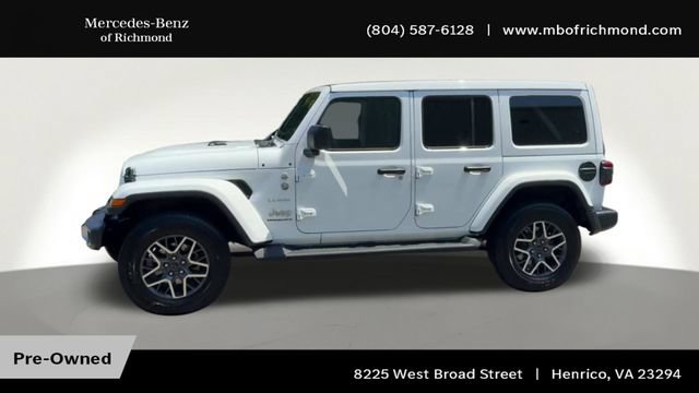 Used 2024 Jeep Wrangler Unlimited Sahara w/ Technology Group AWD/4WD image 7