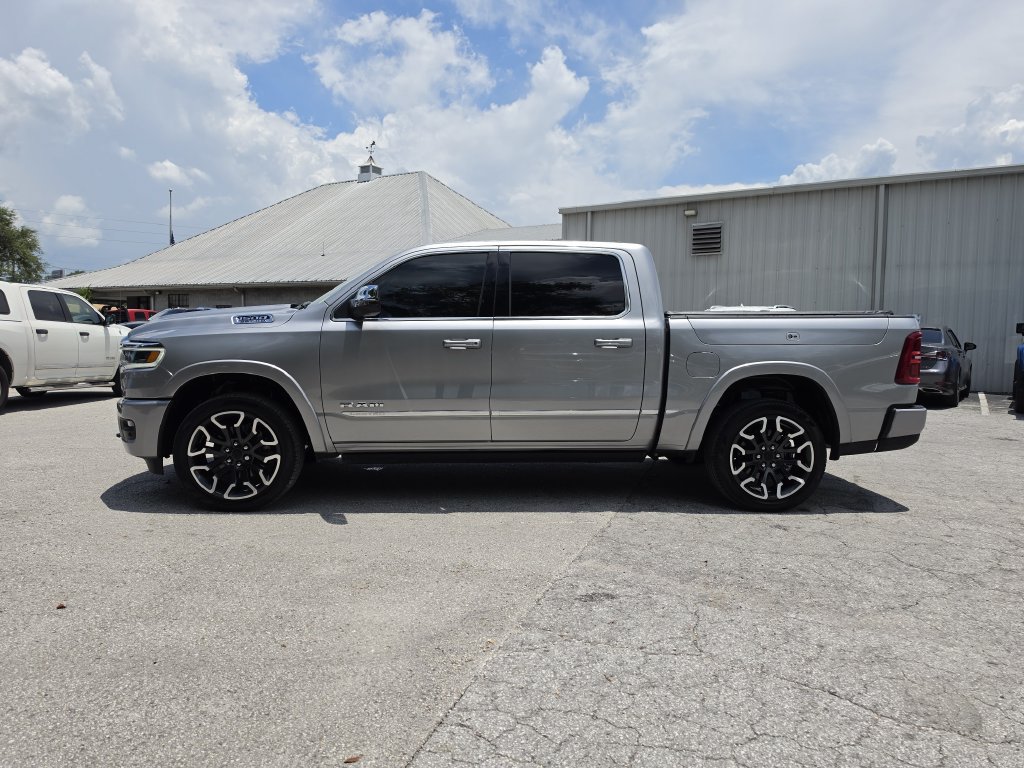 Used 2025 RAM 1500 Limited w/ Trailer Tow Group AWD/4WD image 6