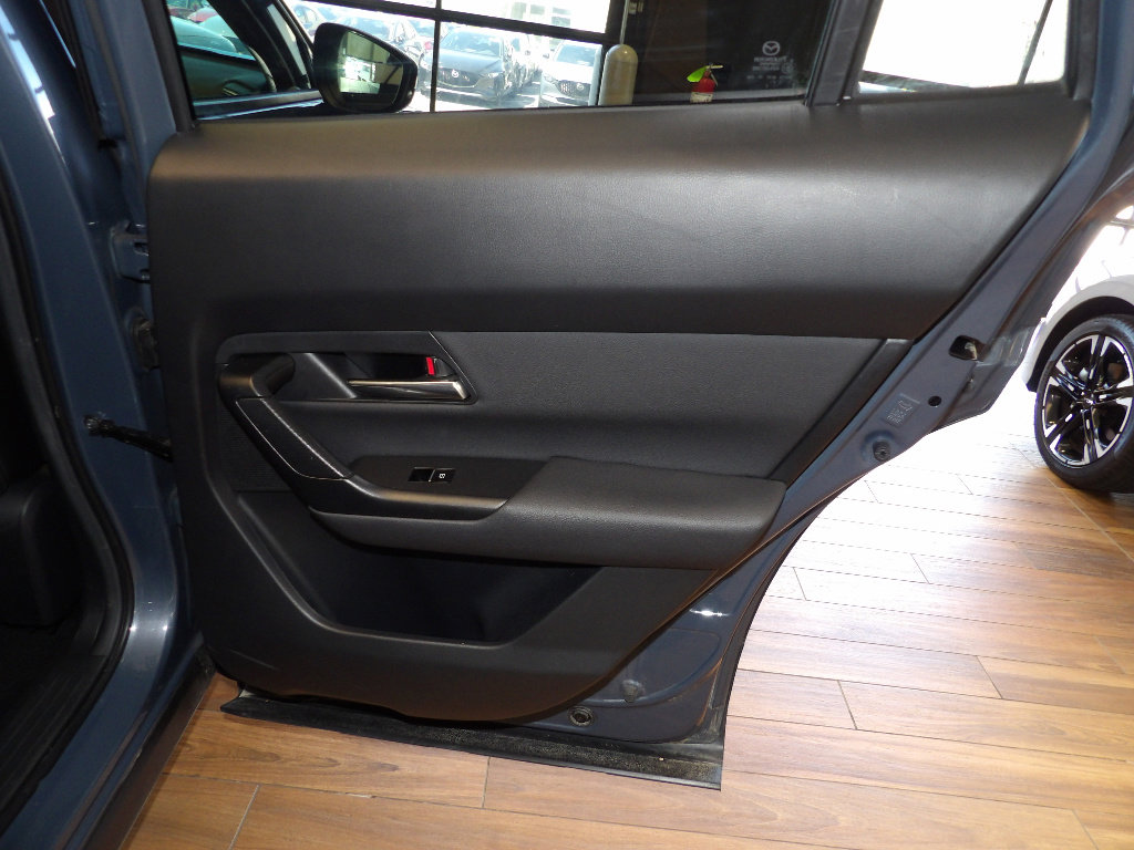 Certified 2025 MAZDA CX-50 AWD 2.5 S w/ Premium Plus Pkg image 16
