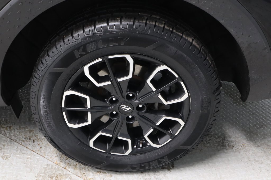 Certified 2022 Hyundai Santa Cruz SEL image 18