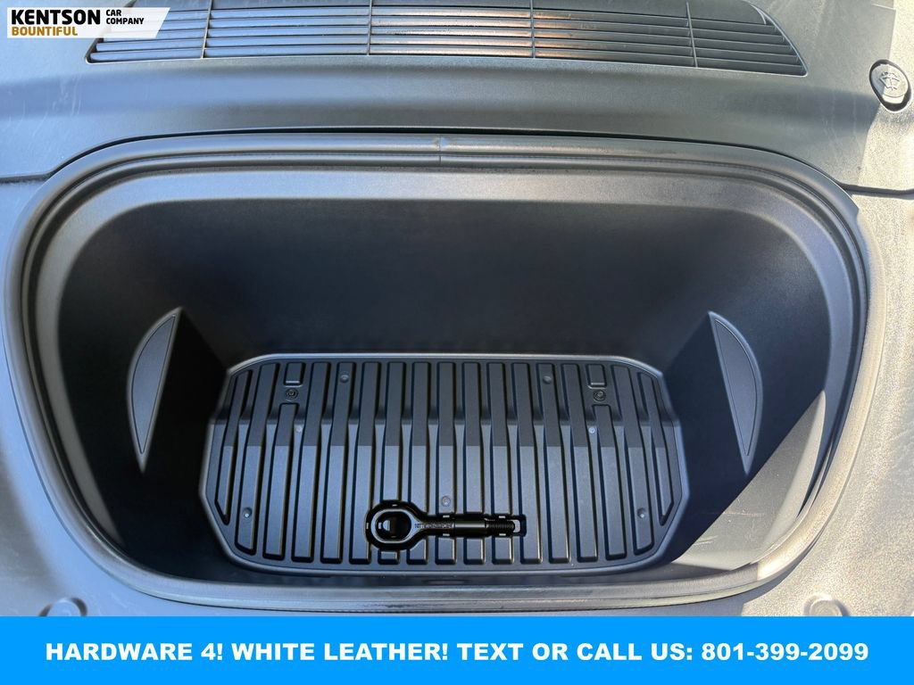 Used 2023 Tesla Model Y Long Range AWD/4WD image 32