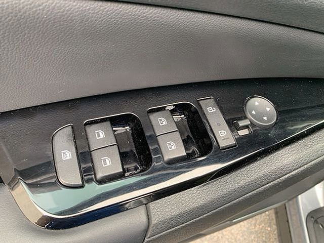 Used 2023 Kia Sportage EX image 20