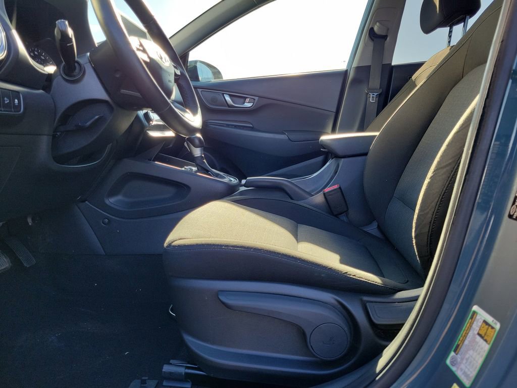 Used 2022 Hyundai Kona SEL w/ Convenience Package image 17