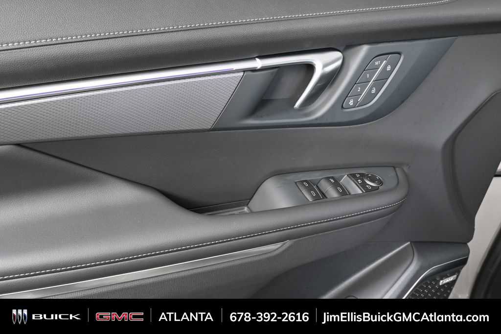 New 2026 Buick Enclave Sport Touring w/ Power Package image 6