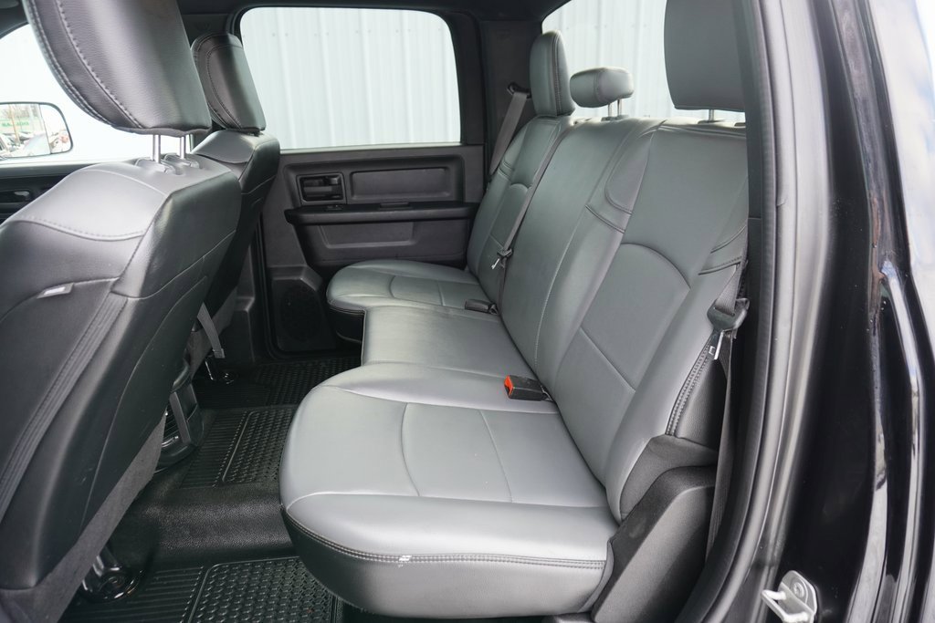 Used 2021 RAM 3500 Tradesman w/ Chrome Appearance Group image 25